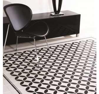 Cavendish Internal Corner Black on Dover White