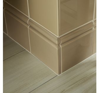 Skirting Right External Corner